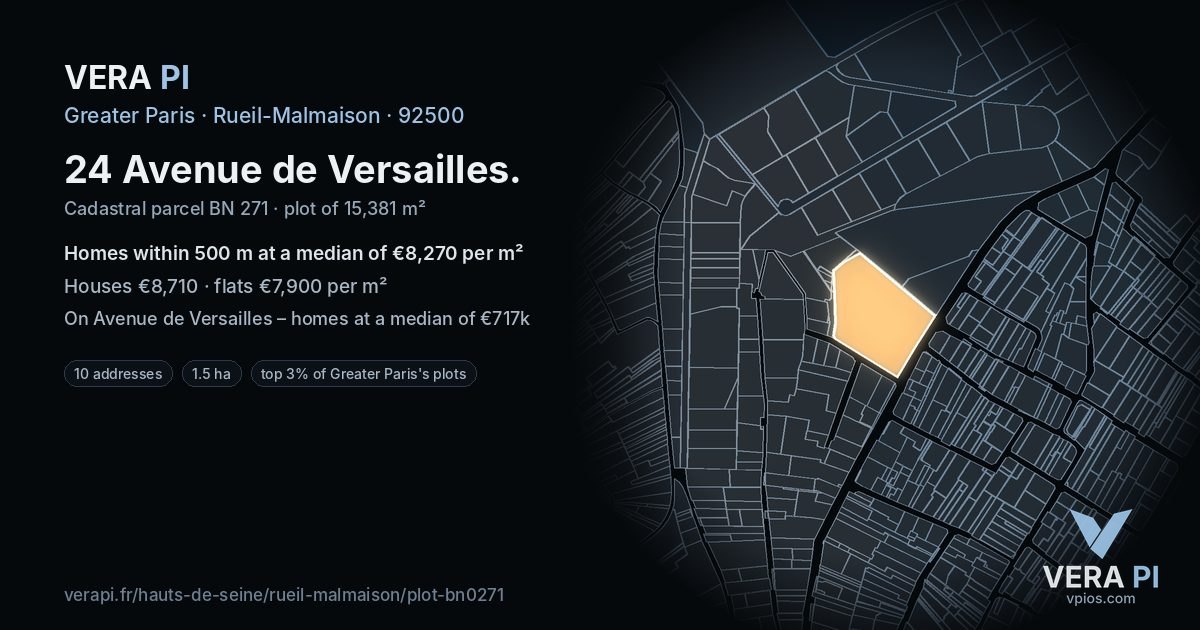 24 Avenue de Versailles, Rueil-Malmaison at night – the plot lit, the parcels around coloured by the prices near them