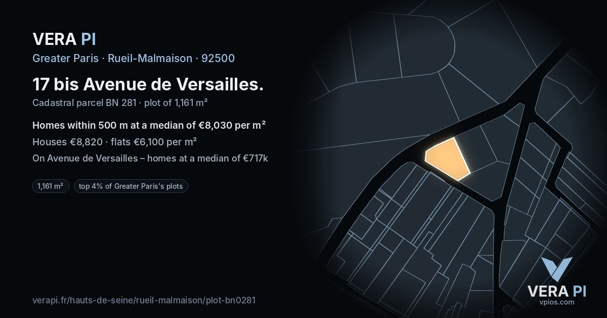 17 bis Avenue de Versailles, Rueil-Malmaison at night – the plot lit, the parcels around coloured by the prices near them