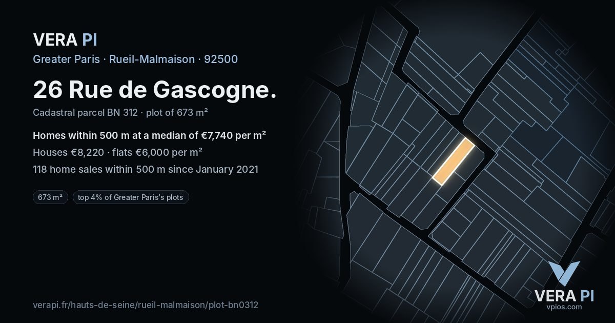 26 Rue de Gascogne, Rueil-Malmaison at night – the plot lit, the parcels around coloured by the prices near them