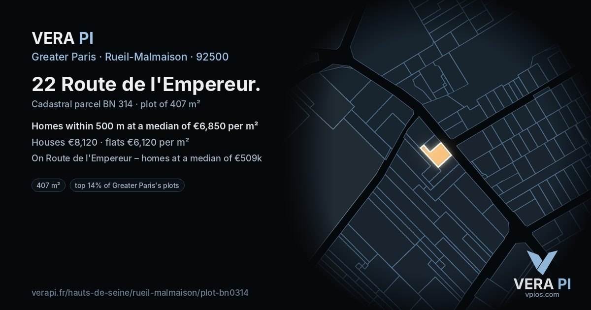 22 Route de l'Empereur, Rueil-Malmaison at night – the plot lit, the parcels around coloured by the prices near them