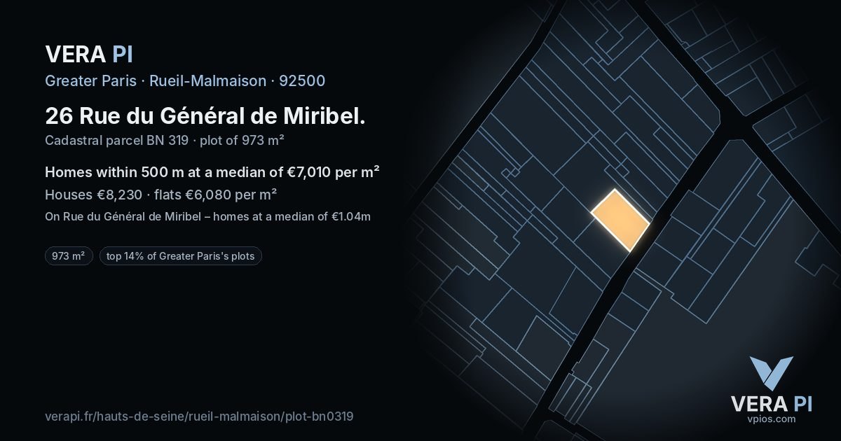 26 Rue du Général de Miribel, Rueil-Malmaison at night – the plot lit, the parcels around coloured by the prices near them
