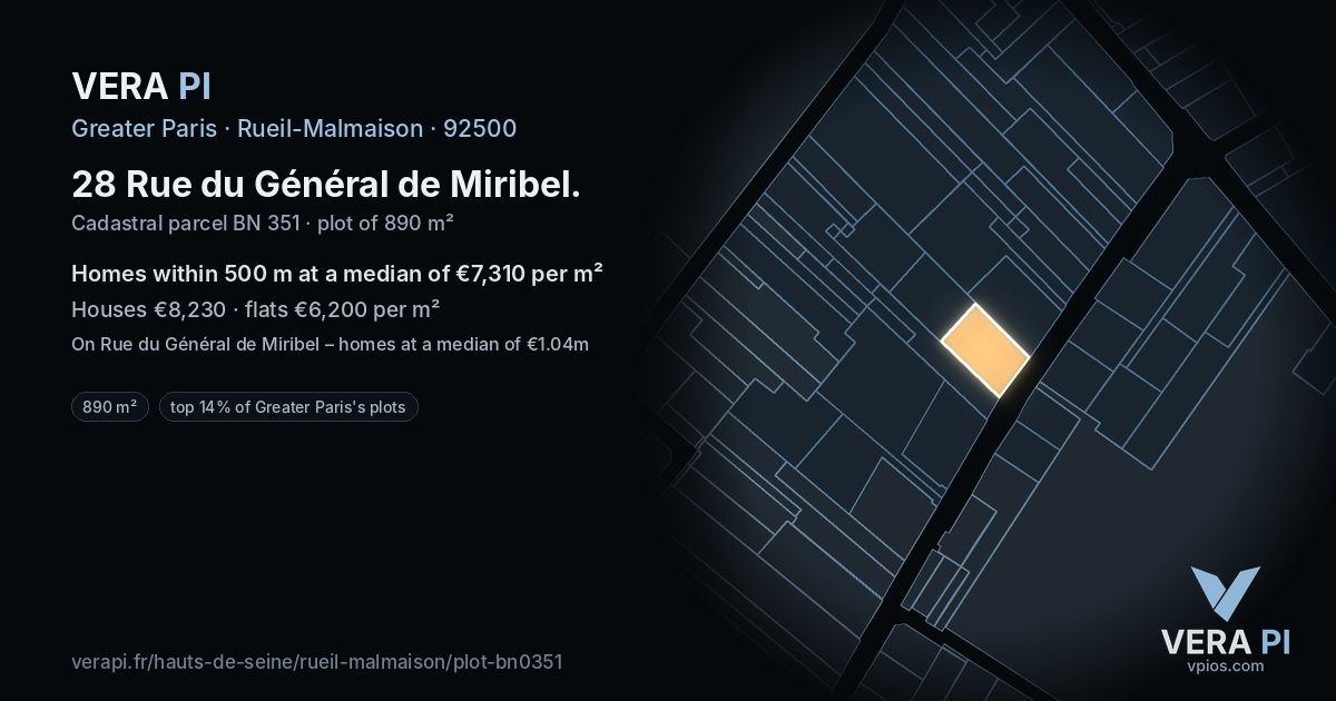 28 Rue du Général de Miribel, Rueil-Malmaison at night – the plot lit, the parcels around coloured by the prices near them