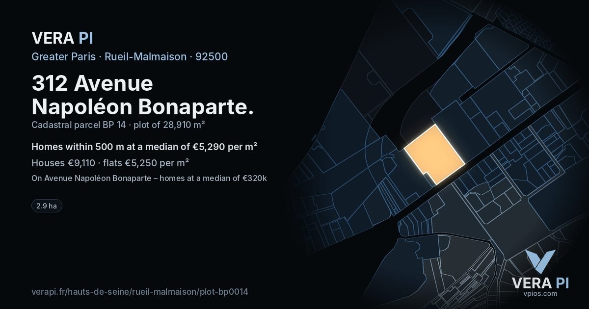 312 Avenue Napoléon Bonaparte, Rueil-Malmaison at night – the plot lit, the parcels around coloured by the prices near them