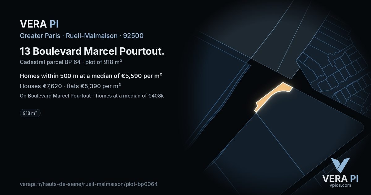 13 Boulevard Marcel Pourtout, Rueil-Malmaison at night – the plot lit, the parcels around coloured by the prices near them