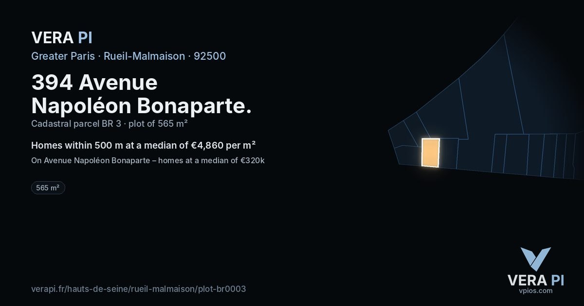 394 Avenue Napoléon Bonaparte, Rueil-Malmaison at night – the plot lit, the parcels around coloured by the prices near them