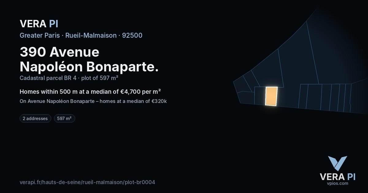 390 Avenue Napoléon Bonaparte, Rueil-Malmaison at night – the plot lit, the parcels around coloured by the prices near them