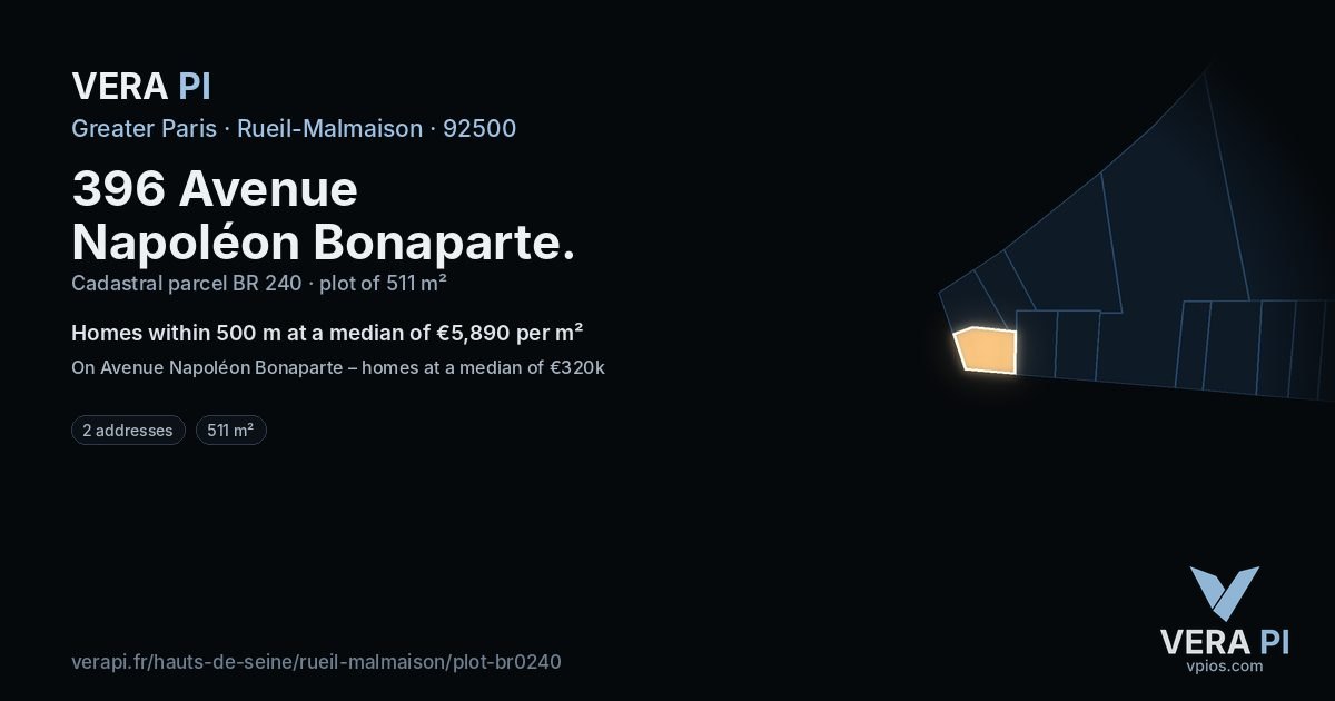 396 Avenue Napoléon Bonaparte, Rueil-Malmaison at night – the plot lit, the parcels around coloured by the prices near them
