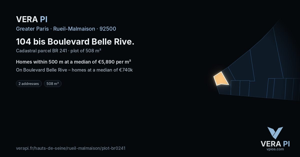 104 bis Boulevard Belle Rive, Rueil-Malmaison at night – the plot lit, the parcels around coloured by the prices near them