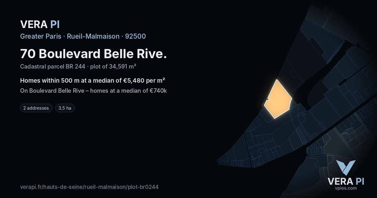 70 Boulevard Belle Rive, Rueil-Malmaison at night – the plot lit, the parcels around coloured by the prices near them