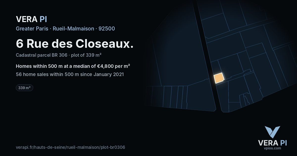 6 Rue des Closeaux, Rueil-Malmaison at night – the plot lit, the parcels around coloured by the prices near them