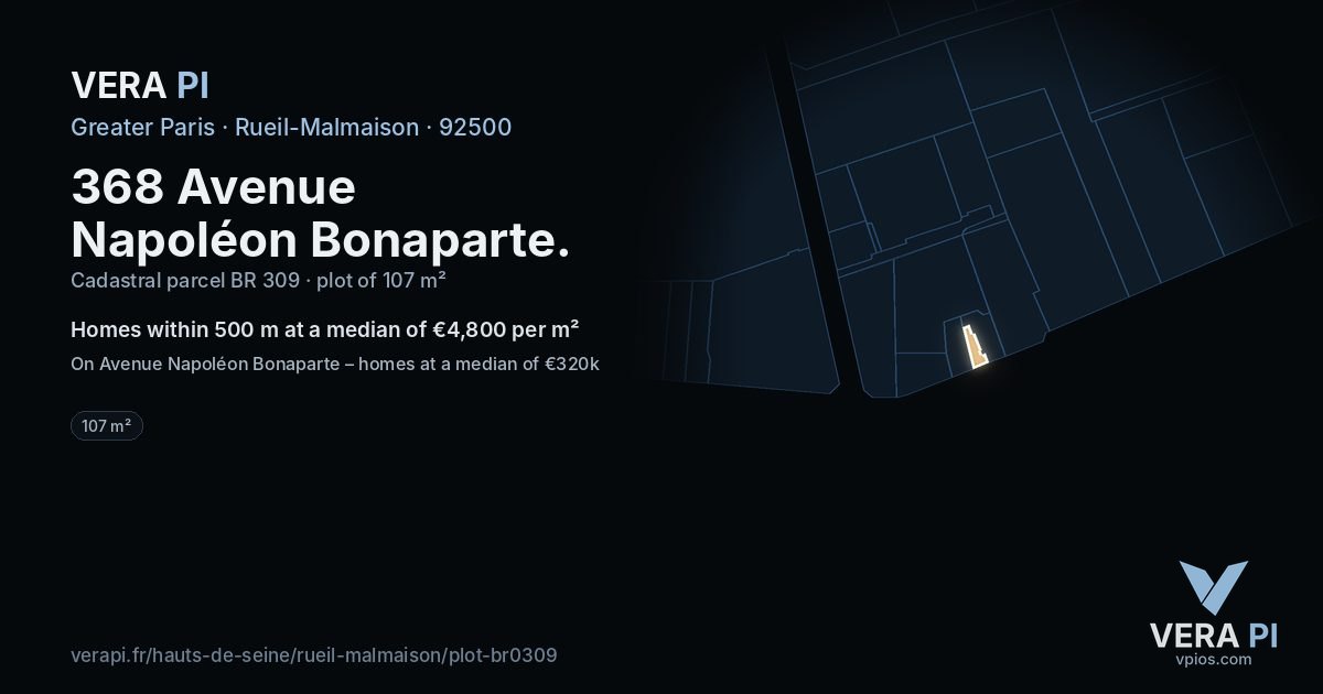 368 Avenue Napoléon Bonaparte, Rueil-Malmaison at night – the plot lit, the parcels around coloured by the prices near them