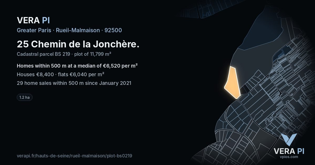 25 Chemin de la Jonchère, Rueil-Malmaison at night – the plot lit, the parcels around coloured by the prices near them