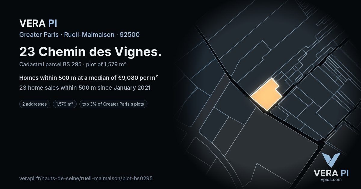 23 Chemin des Vignes, Rueil-Malmaison at night – the plot lit, the parcels around coloured by the prices near them