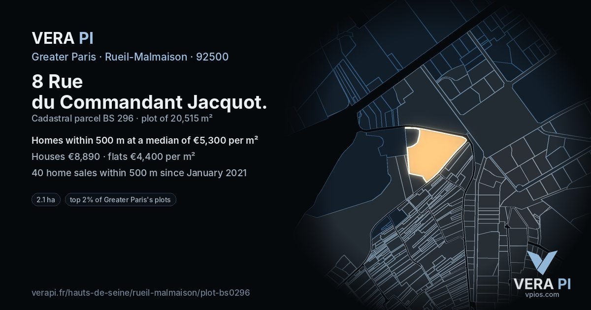 8 Rue du Commandant Jacquot, Rueil-Malmaison at night – the plot lit, the parcels around coloured by the prices near them