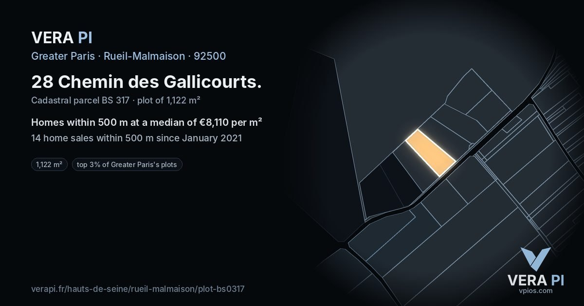 28 Chemin des Gallicourts, Rueil-Malmaison at night – the plot lit, the parcels around coloured by the prices near them