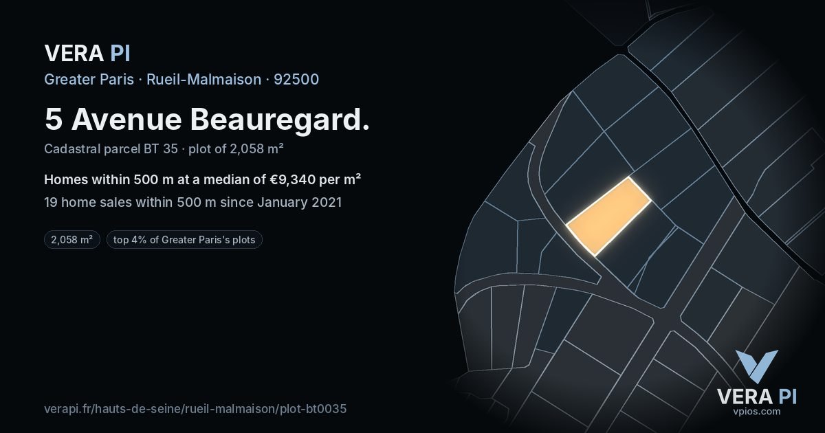 5 Avenue Beauregard, Rueil-Malmaison at night – the plot lit, the parcels around coloured by the prices near them