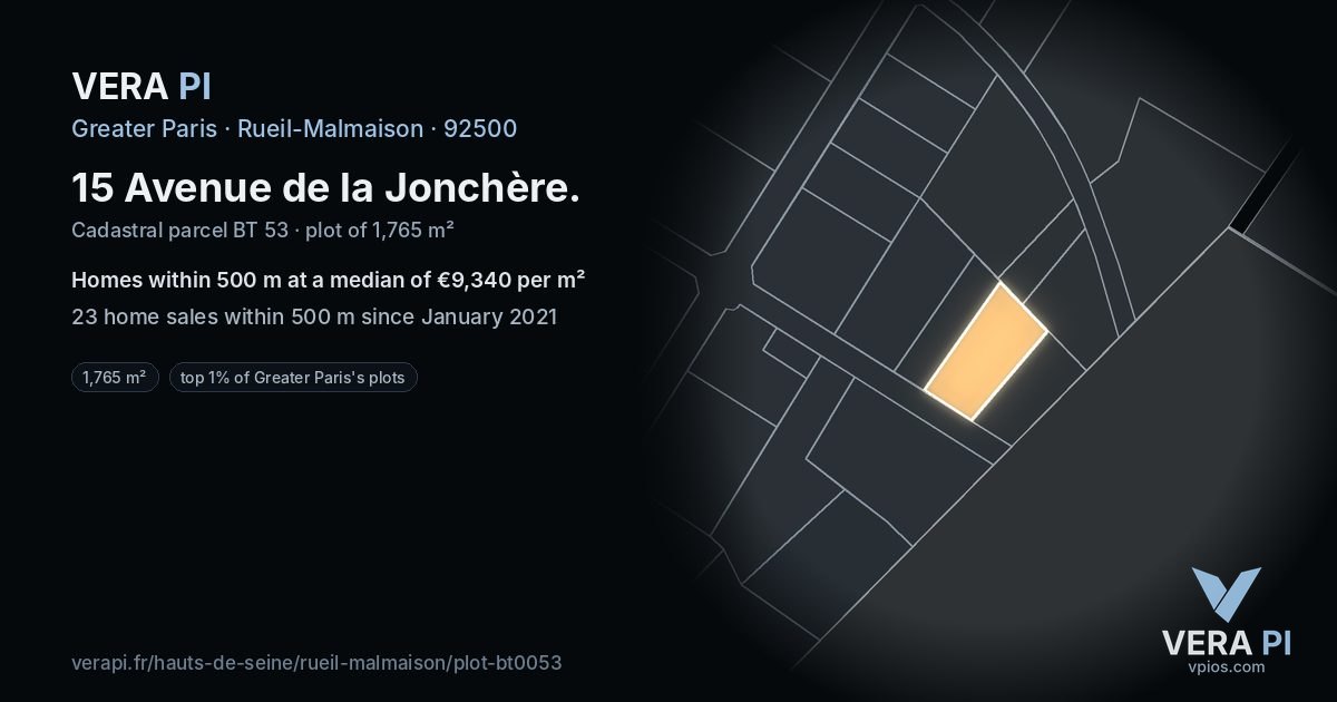 15 Avenue de la Jonchère, Rueil-Malmaison at night – the plot lit, the parcels around coloured by the prices near them