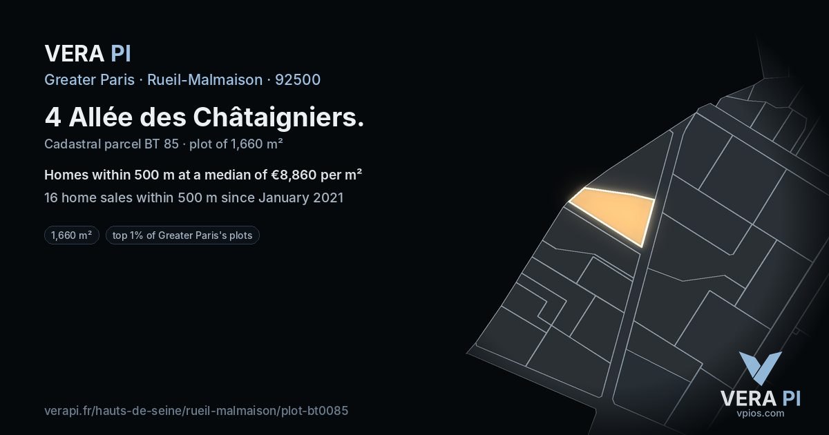 4 Allée des Châtaigniers, Rueil-Malmaison at night – the plot lit, the parcels around coloured by the prices near them
