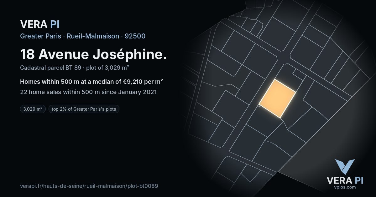 18 Avenue Joséphine, Rueil-Malmaison at night – the plot lit, the parcels around coloured by the prices near them