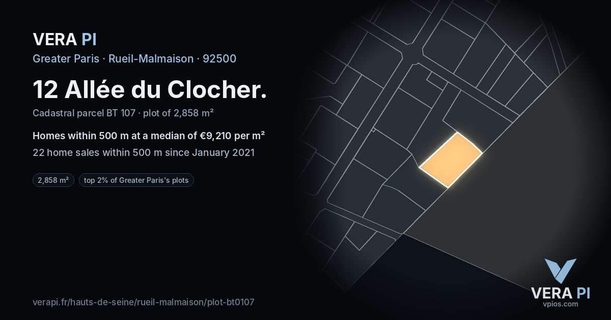 12 Allée du Clocher, Rueil-Malmaison at night – the plot lit, the parcels around coloured by the prices near them