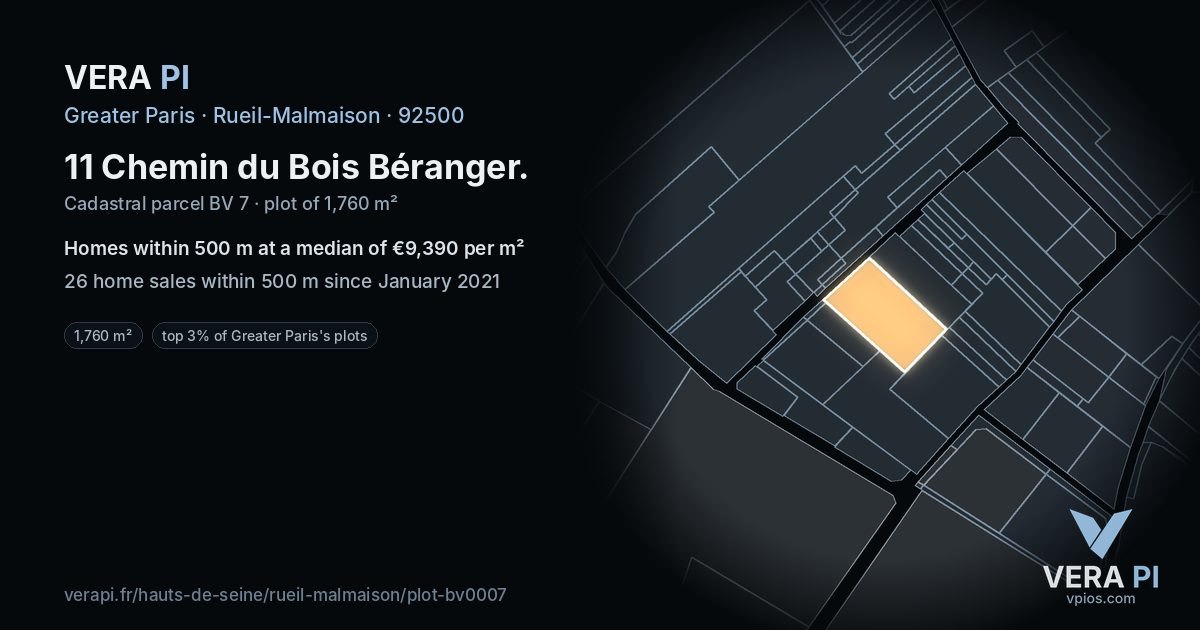 11 Chemin du Bois Béranger, Rueil-Malmaison at night – the plot lit, the parcels around coloured by the prices near them