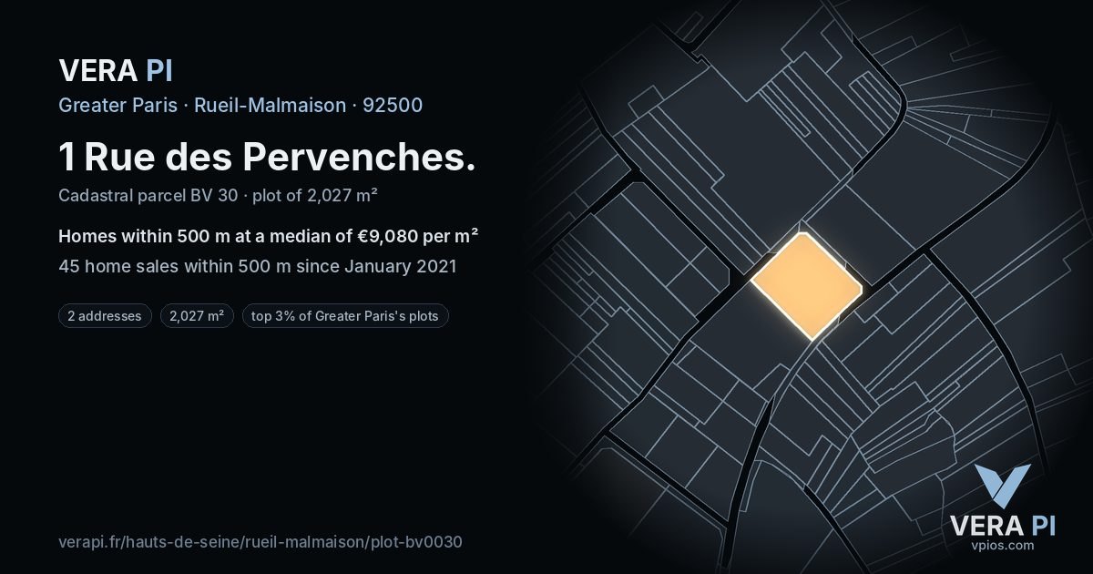 1 Rue des Pervenches, Rueil-Malmaison at night – the plot lit, the parcels around coloured by the prices near them