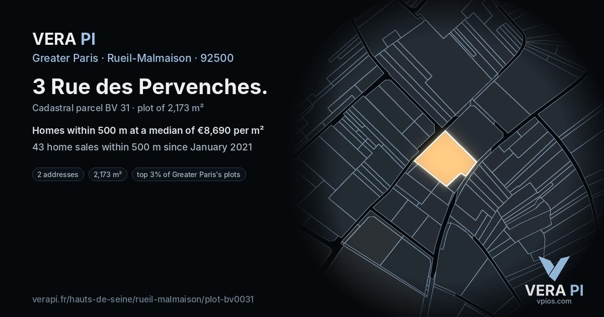 3 Rue des Pervenches, Rueil-Malmaison at night – the plot lit, the parcels around coloured by the prices near them