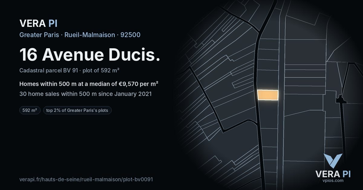 16 Avenue Ducis, Rueil-Malmaison at night – the plot lit, the parcels around coloured by the prices near them