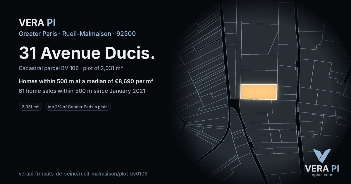 31 Avenue Ducis, Rueil-Malmaison at night – the plot lit, the parcels around coloured by the prices near them
