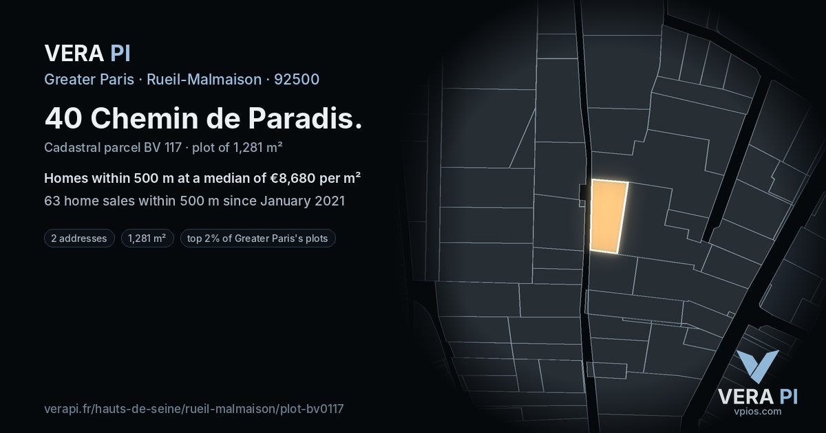 40 Chemin de Paradis, Rueil-Malmaison at night – the plot lit, the parcels around coloured by the prices near them
