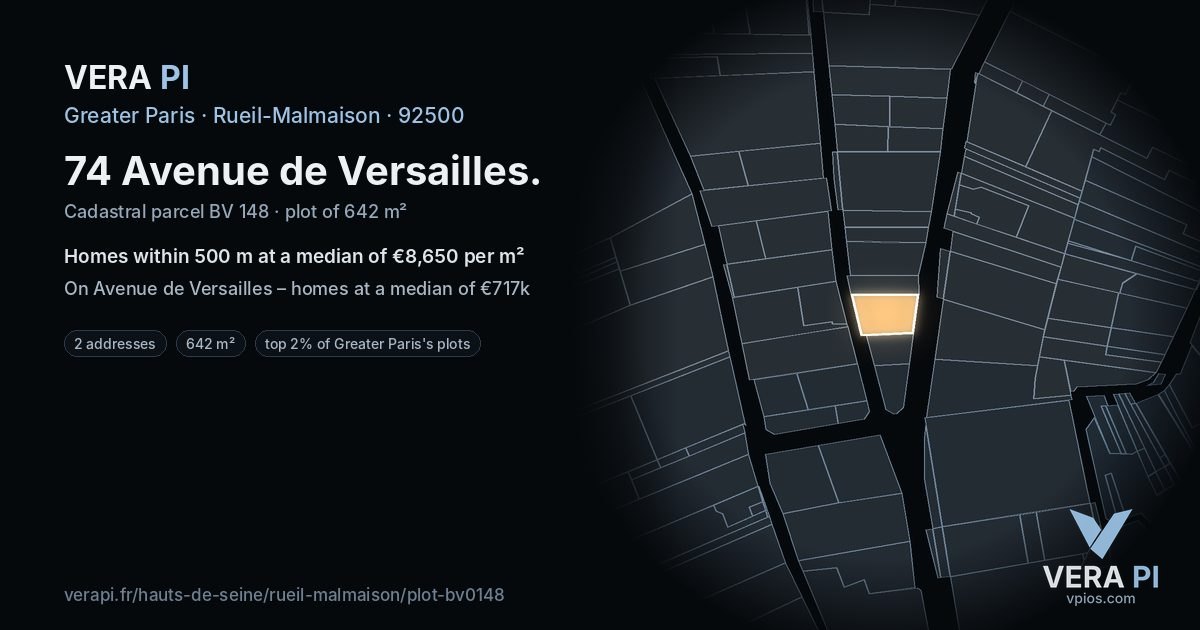 74 Avenue de Versailles, Rueil-Malmaison at night – the plot lit, the parcels around coloured by the prices near them