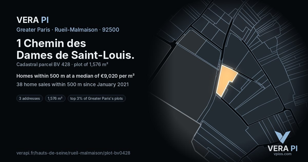 1 Chemin des Dames de Saint-Louis, Rueil-Malmaison at night – the plot lit, the parcels around coloured by the prices near them
