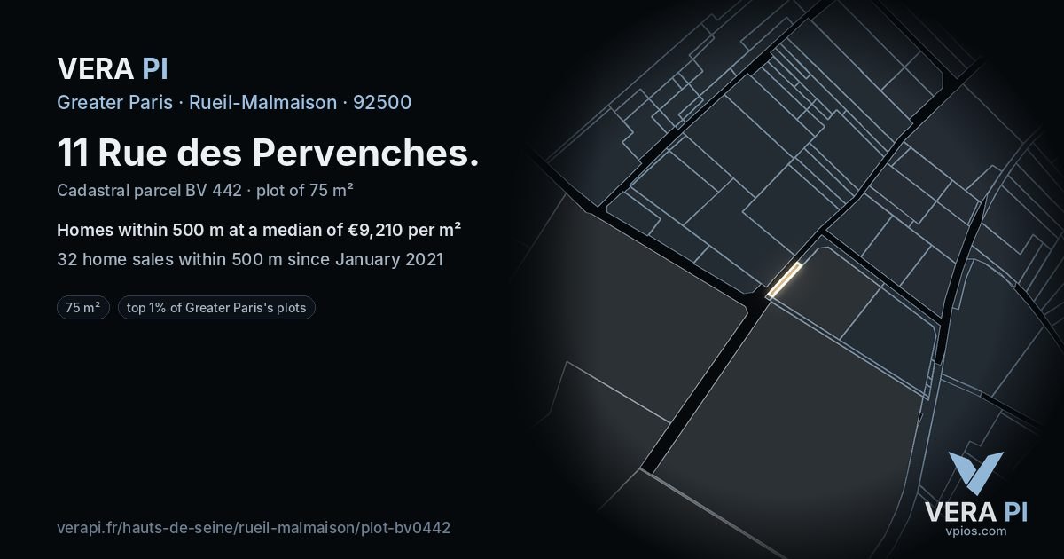 11 Rue des Pervenches, Rueil-Malmaison at night – the plot lit, the parcels around coloured by the prices near them