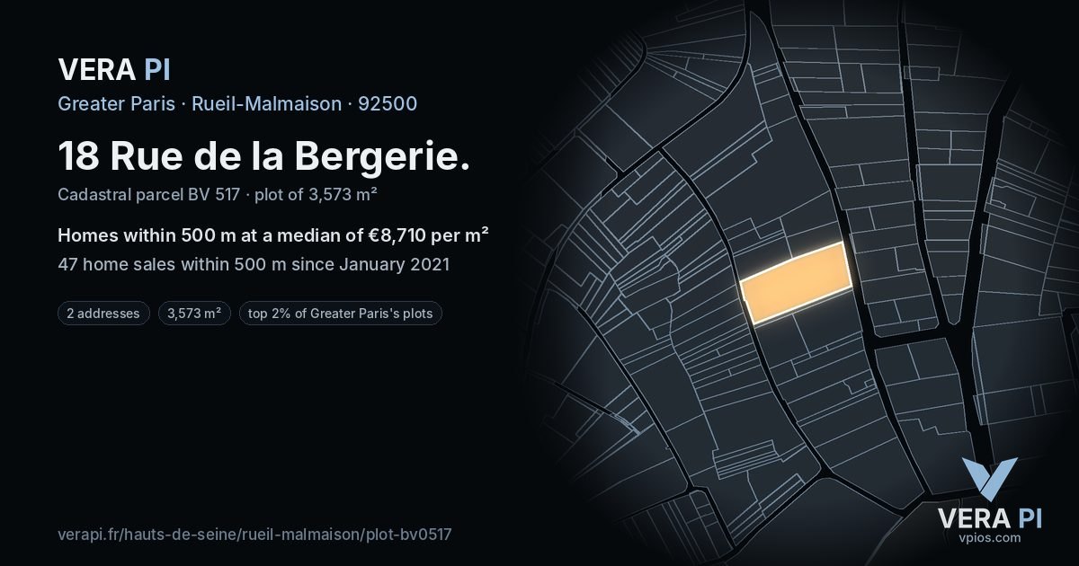 18 Rue de la Bergerie, Rueil-Malmaison at night – the plot lit, the parcels around coloured by the prices near them