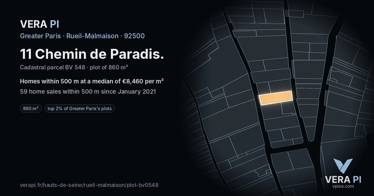 11 Chemin de Paradis, Rueil-Malmaison at night – the plot lit, the parcels around coloured by the prices near them