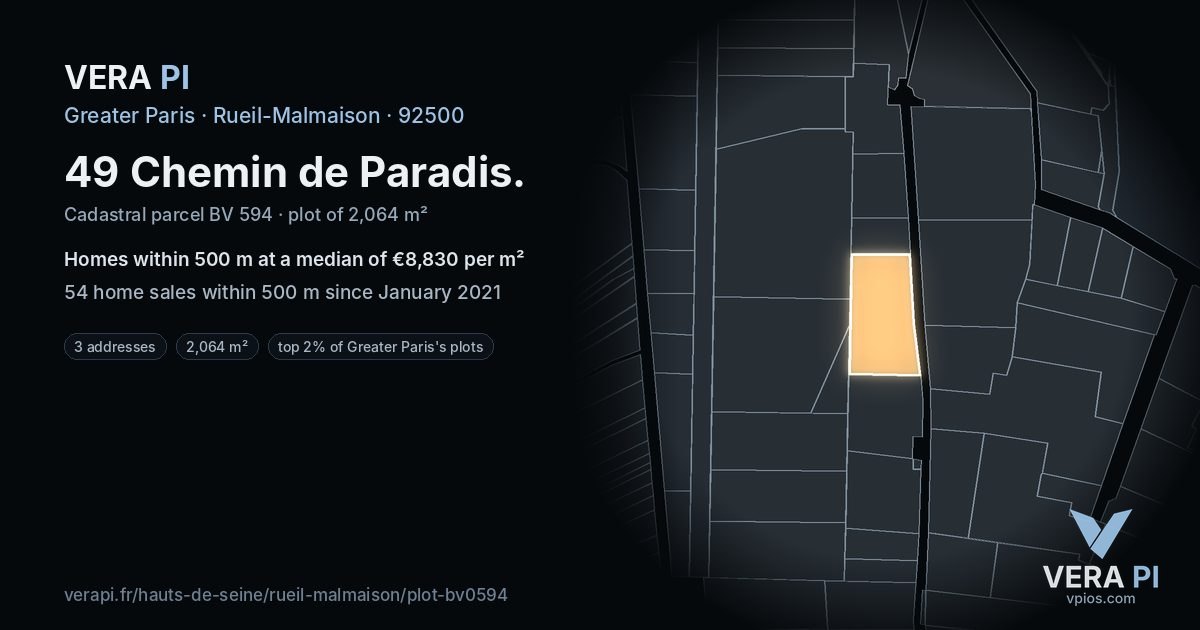 49 Chemin de Paradis, Rueil-Malmaison at night – the plot lit, the parcels around coloured by the prices near them