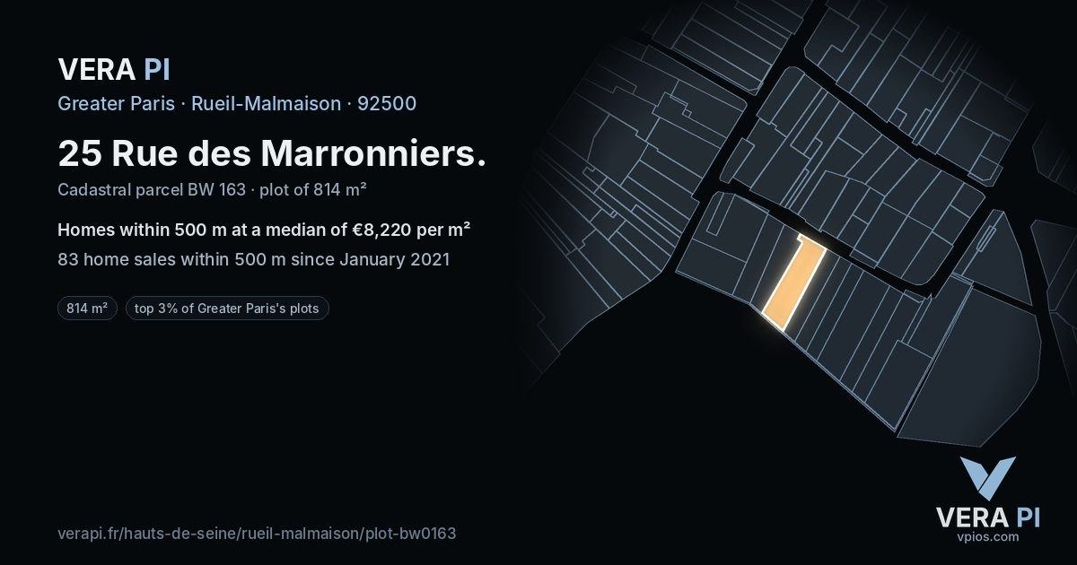 25 Rue des Marronniers, Rueil-Malmaison at night – the plot lit, the parcels around coloured by the prices near them