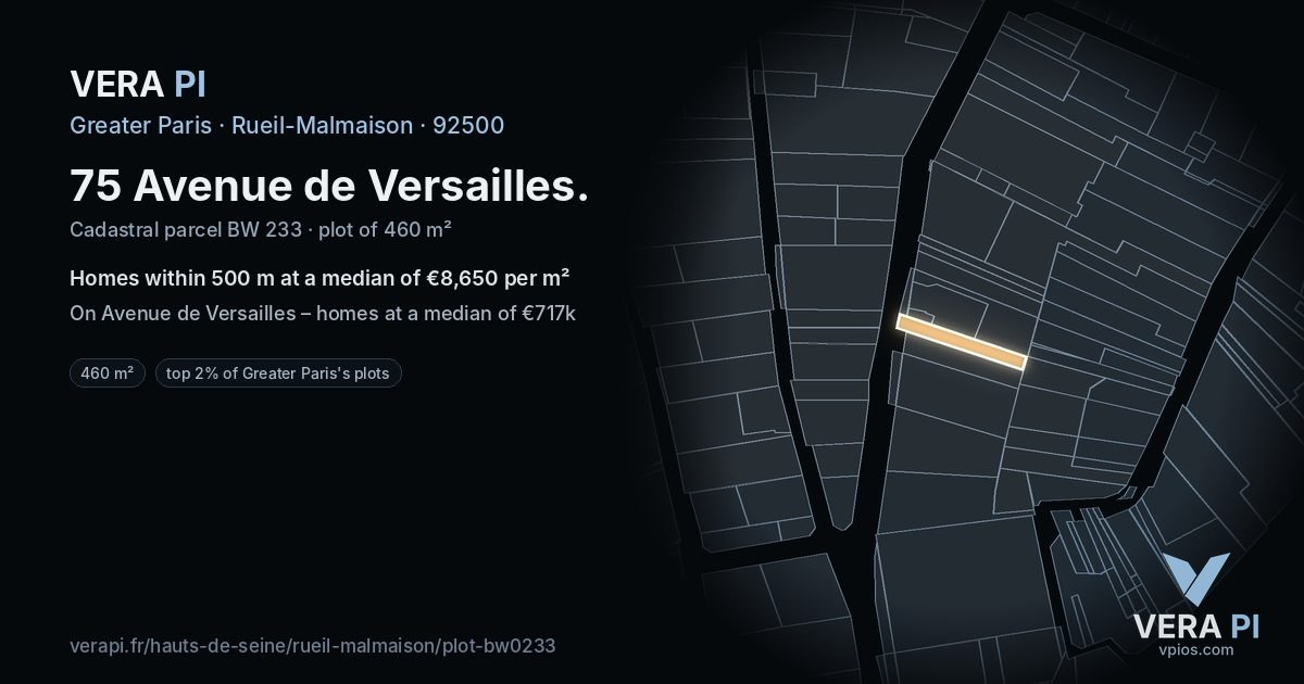 75 Avenue de Versailles, Rueil-Malmaison at night – the plot lit, the parcels around coloured by the prices near them