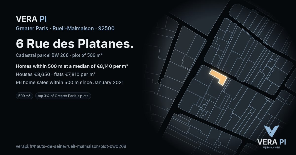 6 Rue des Platanes, Rueil-Malmaison at night – the plot lit, the parcels around coloured by the prices near them