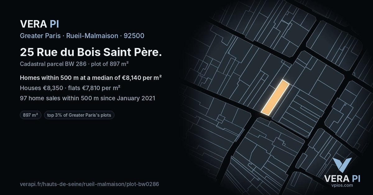 25 Rue du Bois Saint Père, Rueil-Malmaison at night – the plot lit, the parcels around coloured by the prices near them