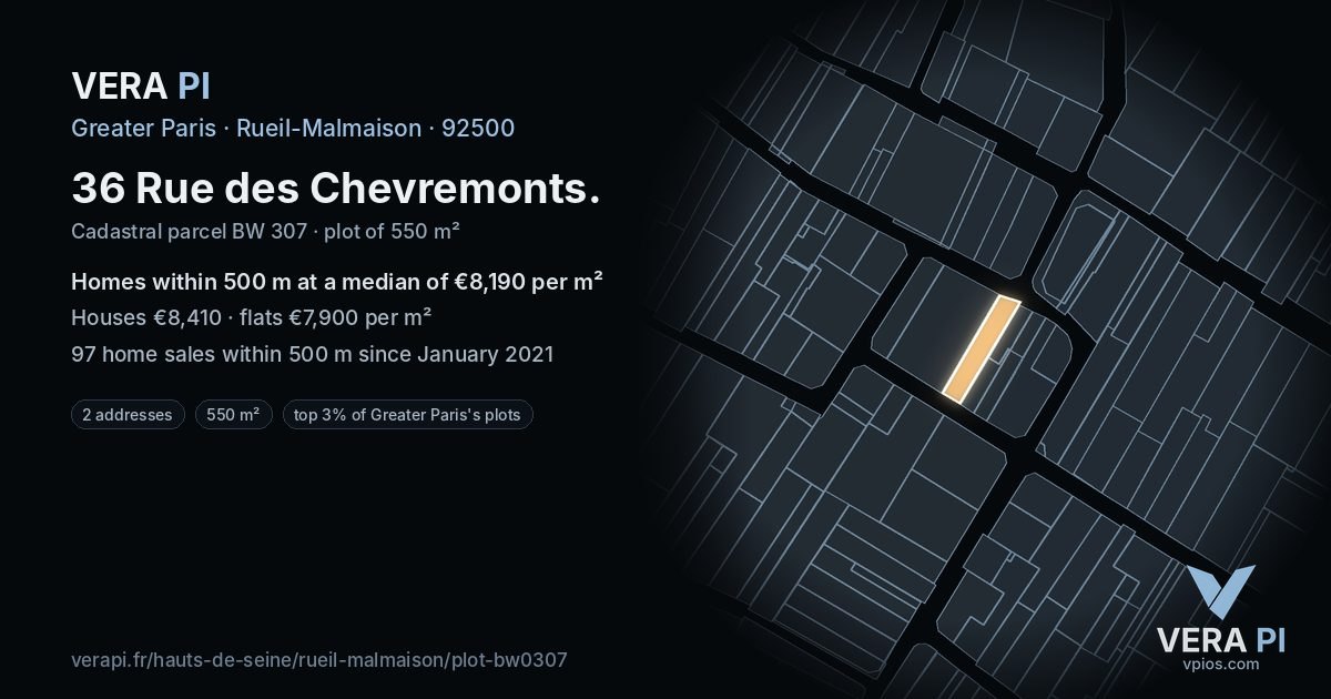 36 Rue des Chevremonts, Rueil-Malmaison at night – the plot lit, the parcels around coloured by the prices near them