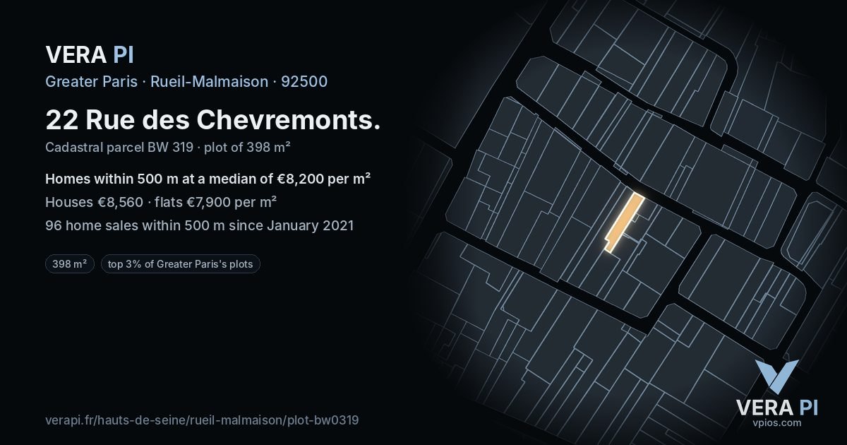 22 Rue des Chevremonts, Rueil-Malmaison at night – the plot lit, the parcels around coloured by the prices near them