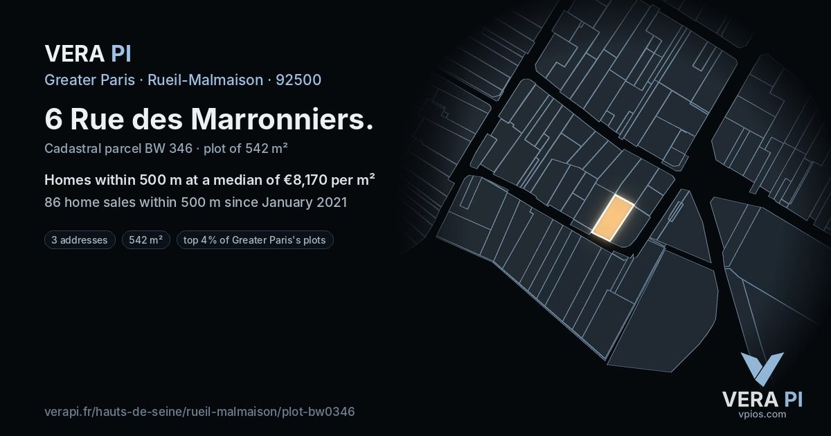 6 Rue des Marronniers, Rueil-Malmaison at night – the plot lit, the parcels around coloured by the prices near them