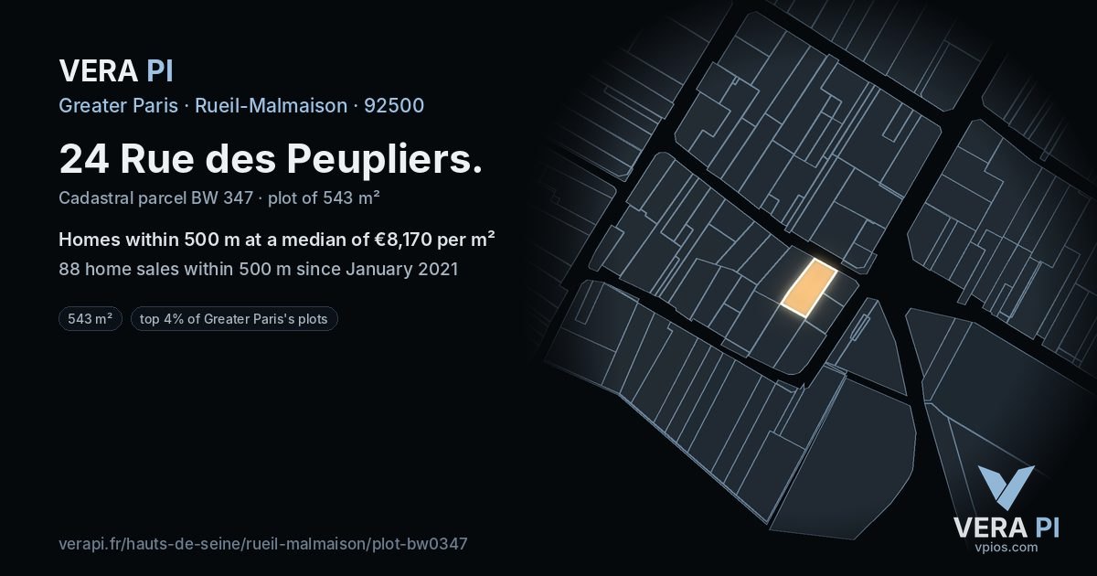 24 Rue des Peupliers, Rueil-Malmaison at night – the plot lit, the parcels around coloured by the prices near them