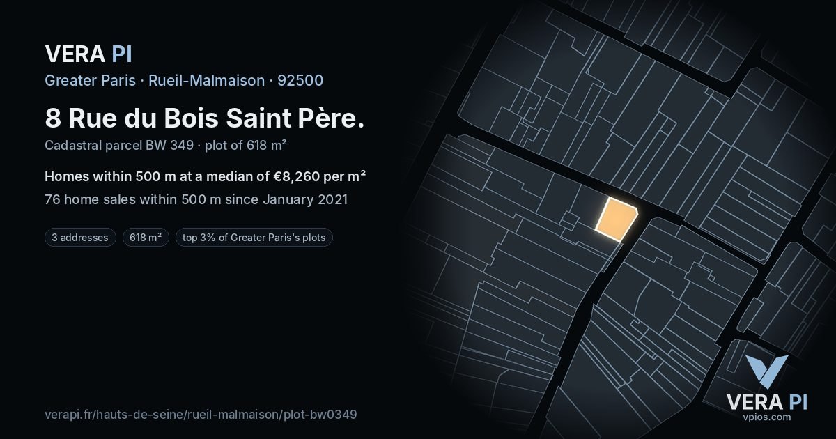 8 Rue du Bois Saint Père, Rueil-Malmaison at night – the plot lit, the parcels around coloured by the prices near them