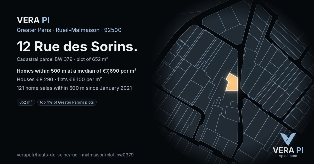 12 Rue des Sorins, Rueil-Malmaison at night – the plot lit, the parcels around coloured by the prices near them