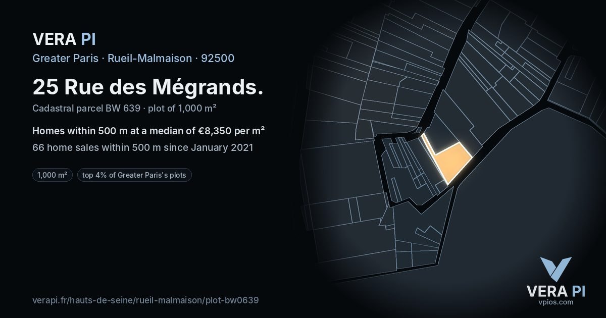 25 Rue des Mégrands, Rueil-Malmaison at night – the plot lit, the parcels around coloured by the prices near them