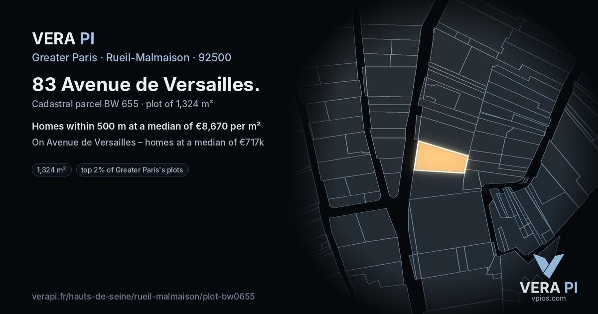 83 Avenue de Versailles, Rueil-Malmaison at night – the plot lit, the parcels around coloured by the prices near them