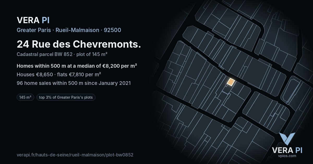 24 Rue des Chevremonts, Rueil-Malmaison at night – the plot lit, the parcels around coloured by the prices near them