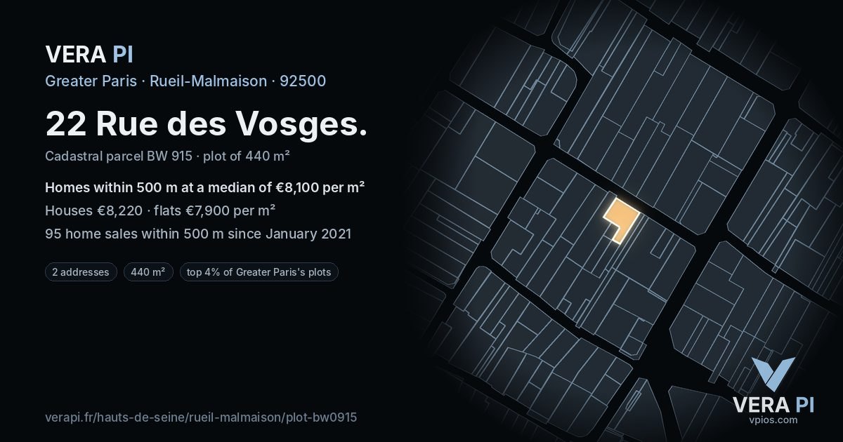 22 Rue des Vosges, Rueil-Malmaison at night – the plot lit, the parcels around coloured by the prices near them